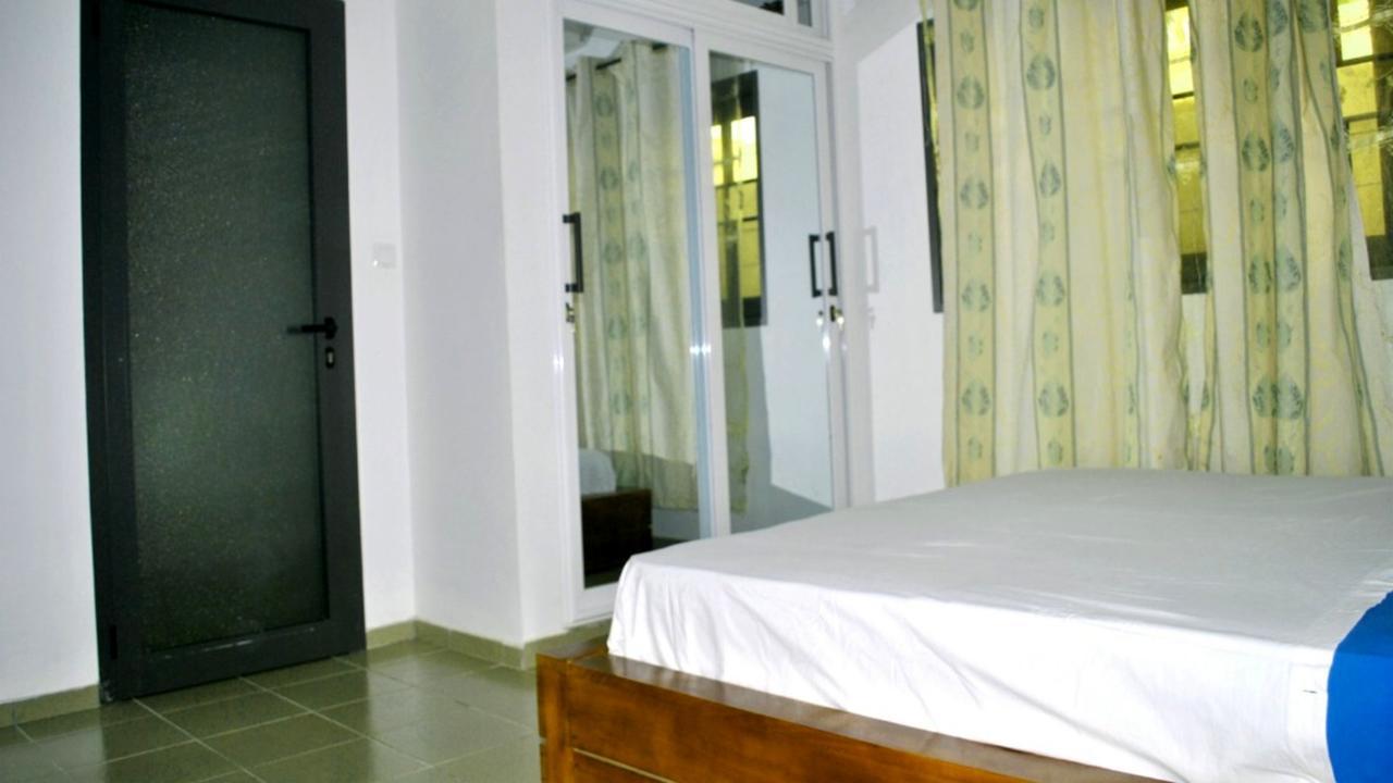 Villa Beach Avepozo Λομέ Εξωτερικό φωτογραφία